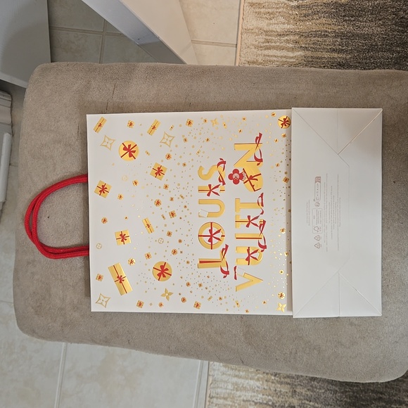 LV LOUIS VUITTON Christmas Shopping Gift Bag Special Edition - Picture 2 of 4